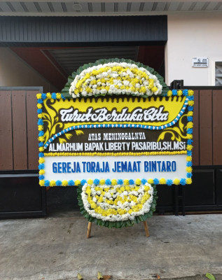 Papan Bunga Duka di Siabu